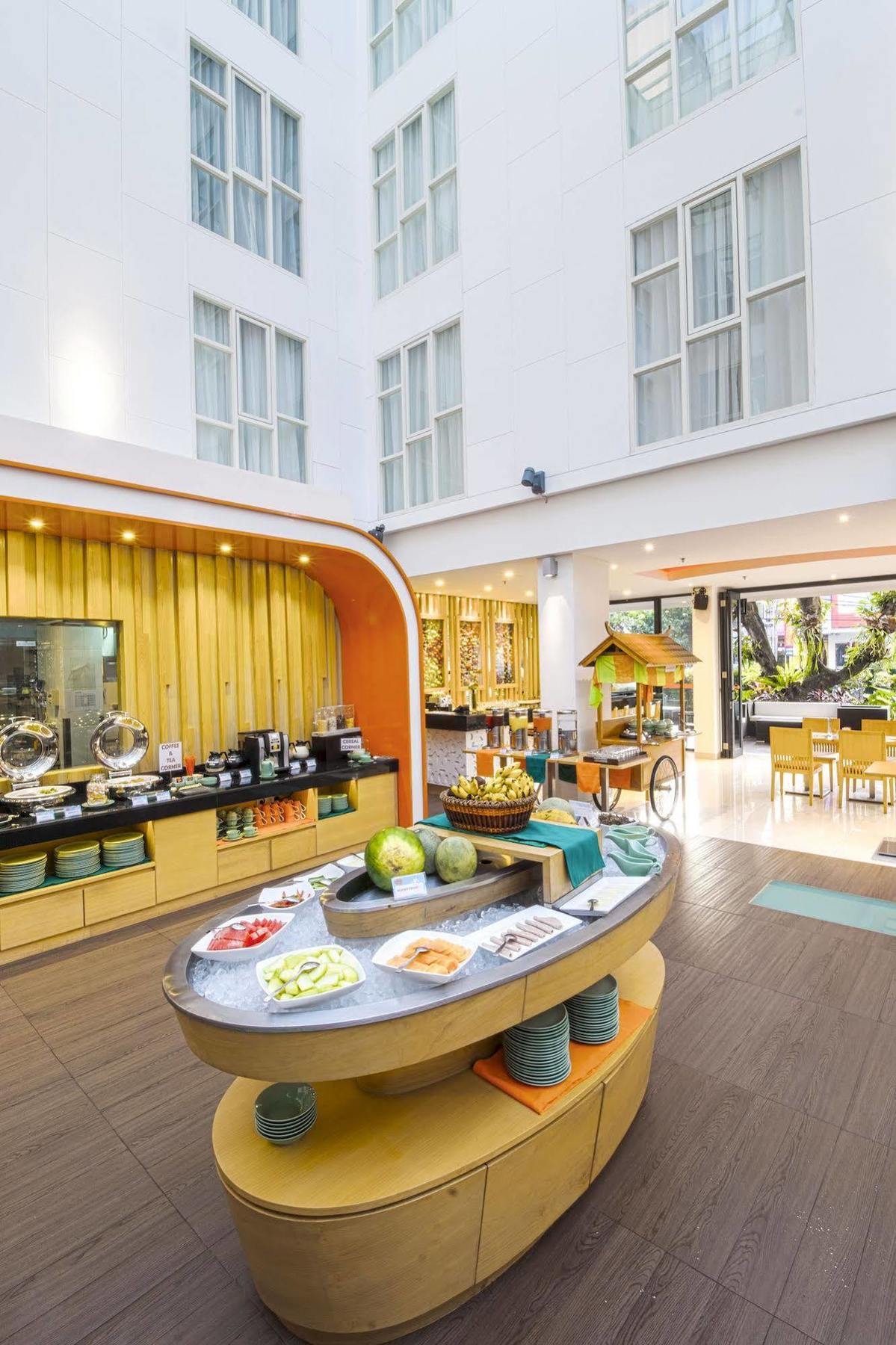 Harris Hotel Raya קוטה לומבוק מראה חיצוני תמונה