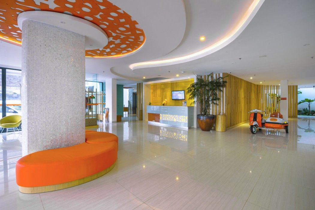 Harris Hotel Raya קוטה לומבוק מראה חיצוני תמונה