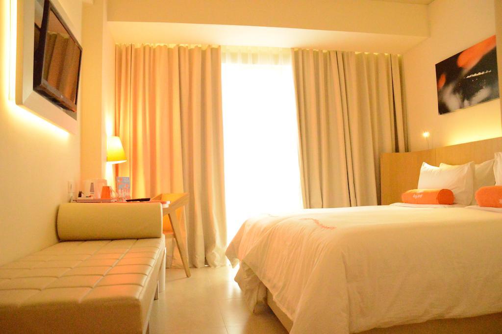 Harris Hotel Raya קוטה לומבוק מראה חיצוני תמונה